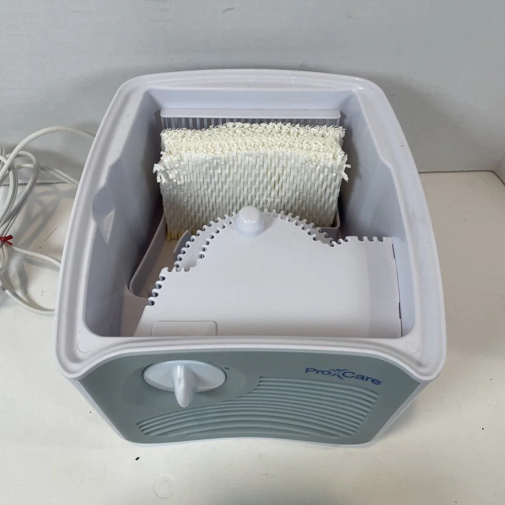 PRO CARE COOL MIST HUMIDIFIER (PCCM - 840) - TESTED Works  Small Room 250 Sq Ft